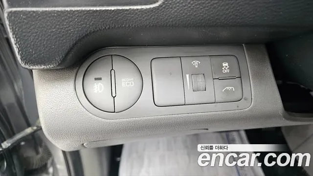 Hyundai Starex 2016 — фото 10