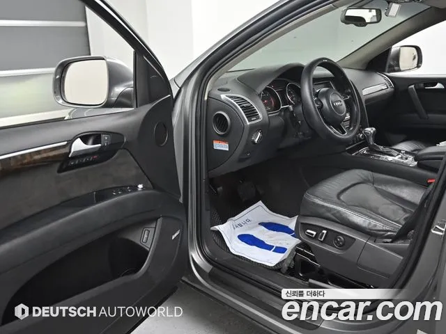 Audi Q7 2015 — фото 11