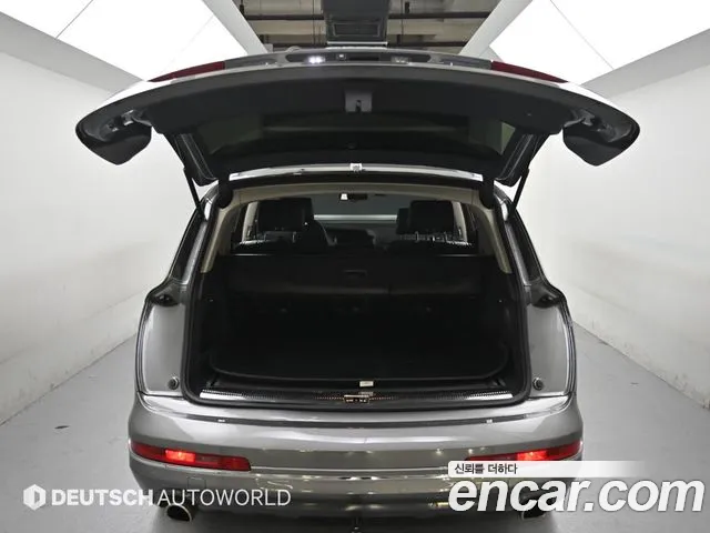 Audi Q7 2015 — фото 19