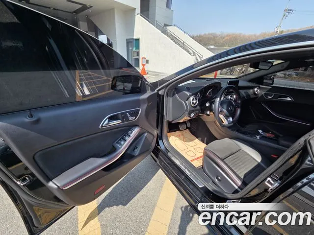 Mercedes-Benz CLA-Class 2018 — фото 9