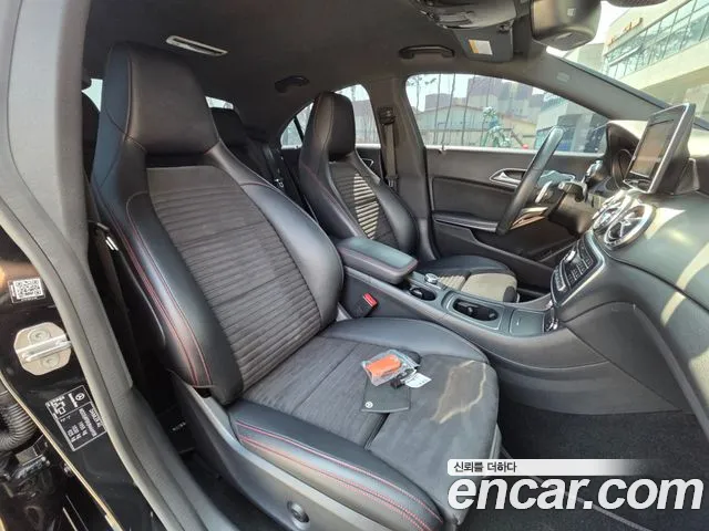 Mercedes-Benz CLA-Class 2018 — фото 14