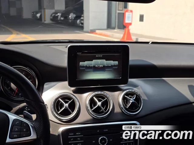 Mercedes-Benz CLA-Class 2018 — фото 15