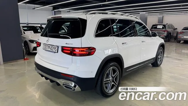 Mercedes-Benz GLB-Class 2025 — фото 2