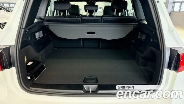 Mercedes-Benz GLB-Class 2025 — фото 15