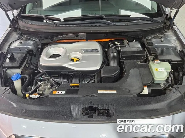 Hyundai Sonata 2016 — фото 11