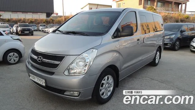Hyundai Starex 2015 — фото 1