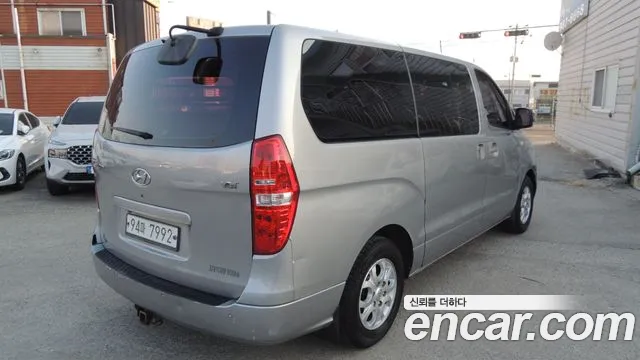 Hyundai Starex 2015 — фото 4