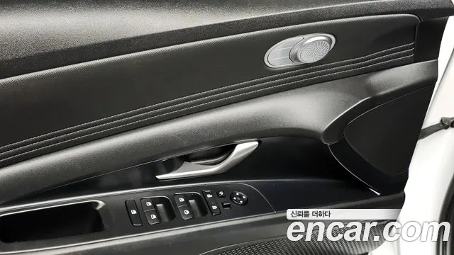 Hyundai AVANTE 2022 — фото 17