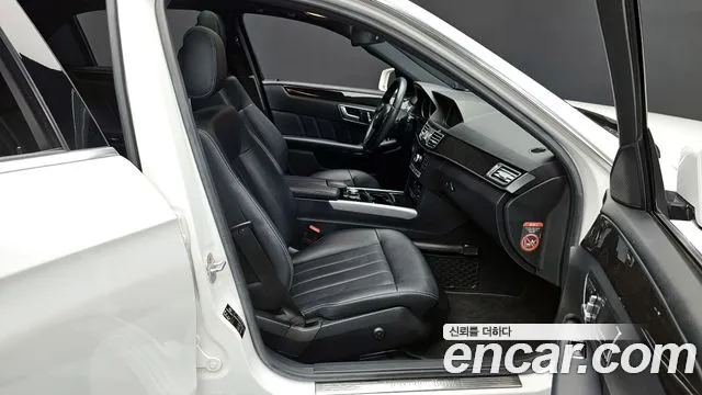 Mercedes-Benz E-Class 2014 — фото 11