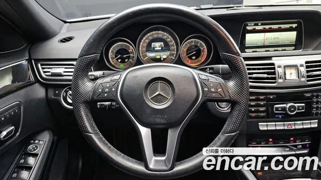 Mercedes-Benz E-Class 2014 — фото 13