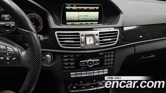 Mercedes-Benz E-Class 2014 — фото 14