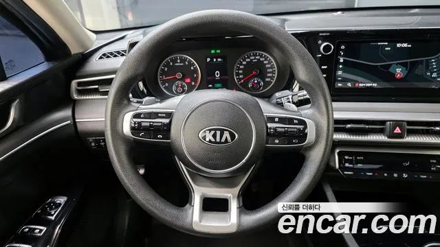 Kia K5 2021 — фото 13