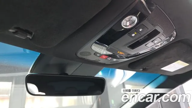 Kia EV6 2023 — фото 17