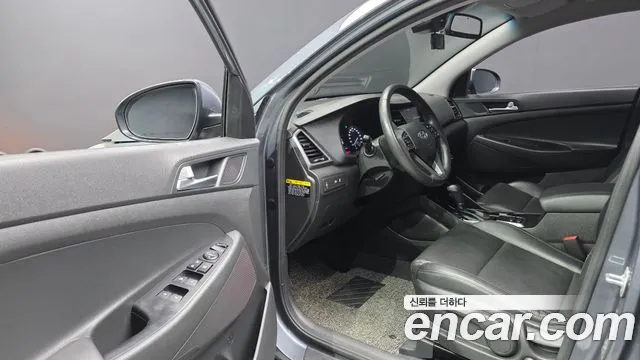 Hyundai Tucson 2018 — фото 10