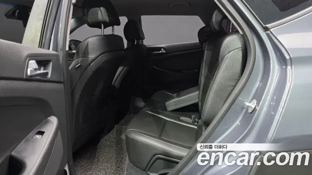 Hyundai Tucson 2018 — фото 11