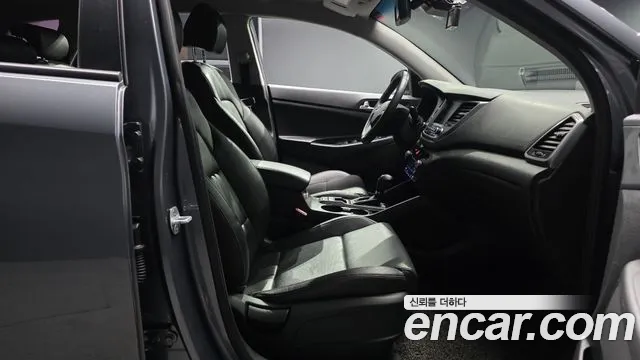 Hyundai Tucson 2018 — фото 12