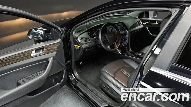Hyundai Sonata 2015 — фото 11