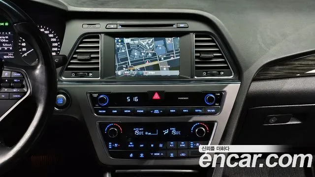 Hyundai Sonata 2015 — фото 15