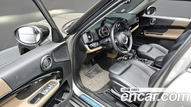 Mini Countryman 2020 — фото 12