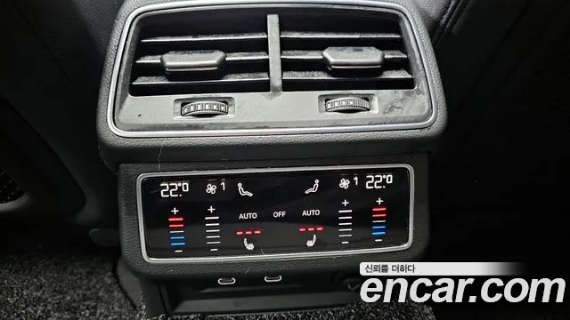 Audi A6 2022 — фото 18