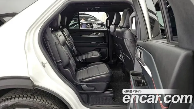 Ford Explorer 2025 — фото 12