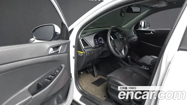 Hyundai Tucson 2018 — фото 10