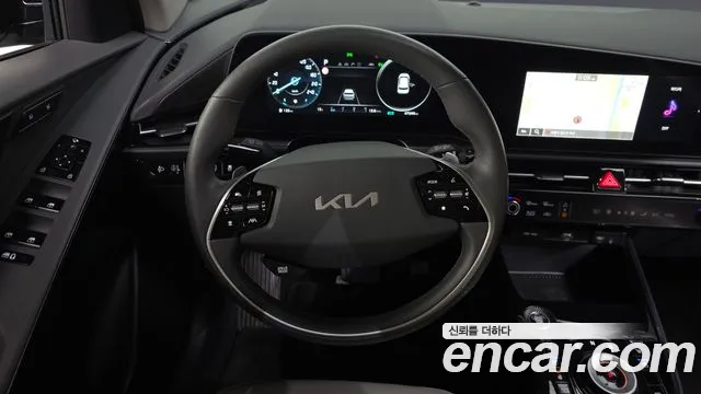 Kia Niro 2024 — фото 13