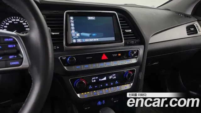 Hyundai Sonata 2018 — фото 18
