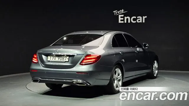 Mercedes-Benz E-Class 2018 — фото 2