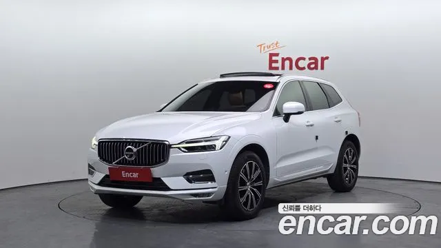 Volvo XC60 2019 — фото 1