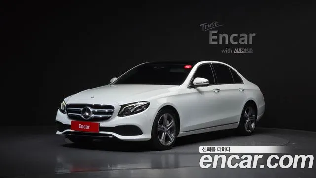 Mercedes-Benz E-Class 2017 — фото 1