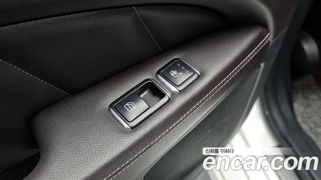 Mercedes-Benz CLS-Class 2014 — фото 18