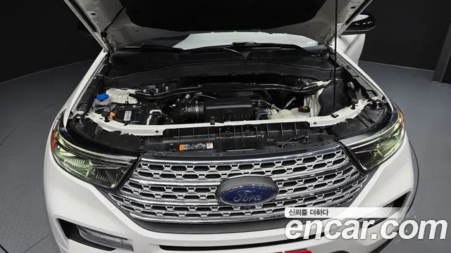 Ford Explorer 2020 — фото 6