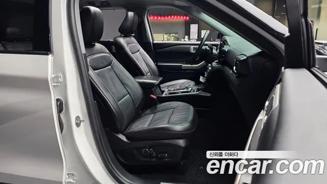 Ford Explorer 2020 — фото 11