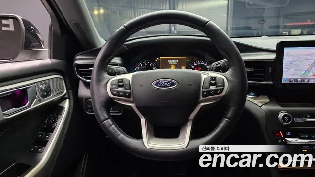 Ford Explorer 2020 — фото 13