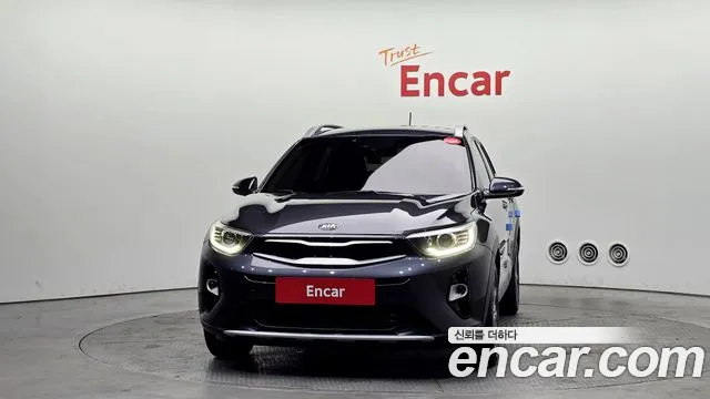 Kia Stonic 2018 — фото 3
