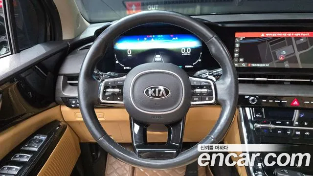 Kia Canival 2021 — фото 13