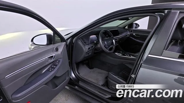 Hyundai Sonata 2021 — фото 10