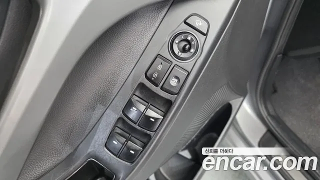 Hyundai AVANTE 2014 — фото 17