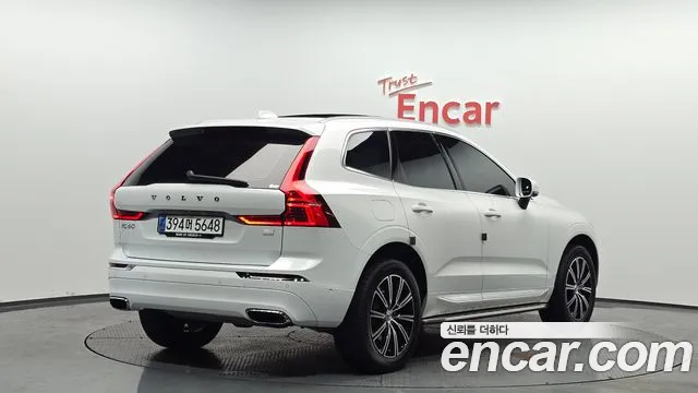 Volvo XC60 2021 — фото 2