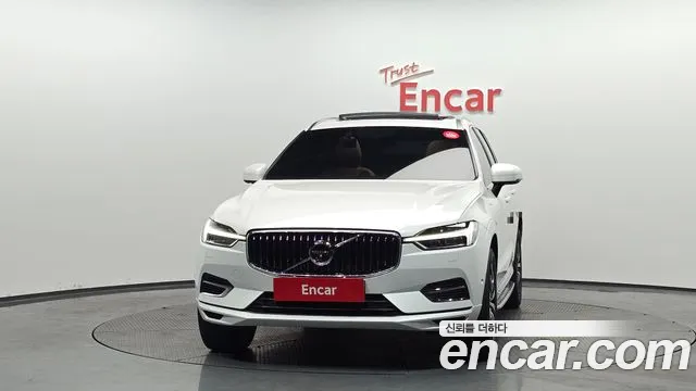 Volvo XC60 2021 — фото 3