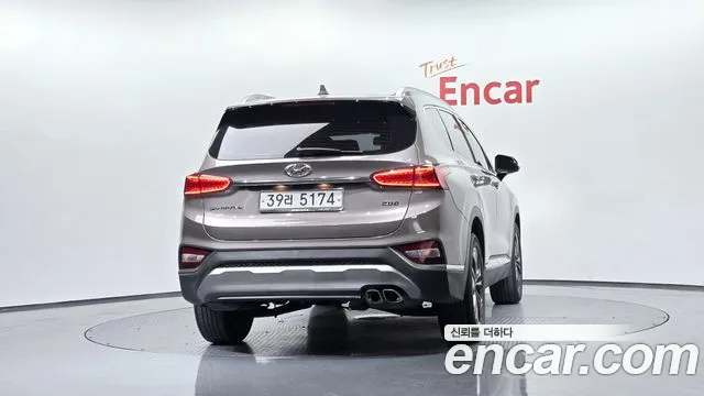 Hyundai Santafe 2019 — фото 3