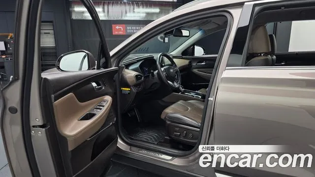 Hyundai Santafe 2019 — фото 10