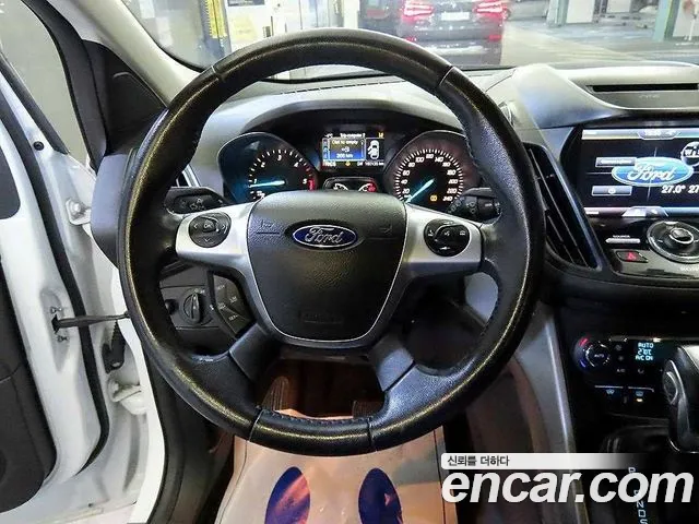 Ford Kuga 2016 — фото 8