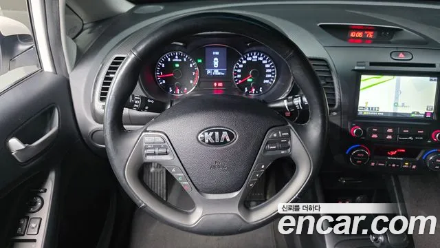 Kia K3 2015 — фото 14