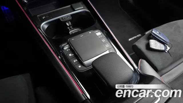 Mercedes-Benz GLA-Class 2023 — фото 16