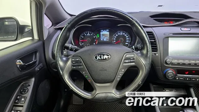 Kia K3 2015 — фото 14