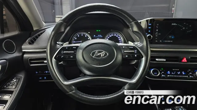 Hyundai Sonata 2021 — фото 13