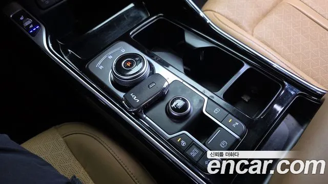 Kia Sorento 2022 — фото 9