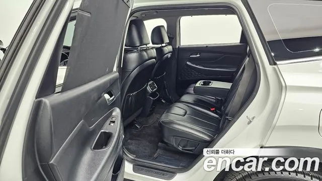 Hyundai Santafe 2019 — фото 12